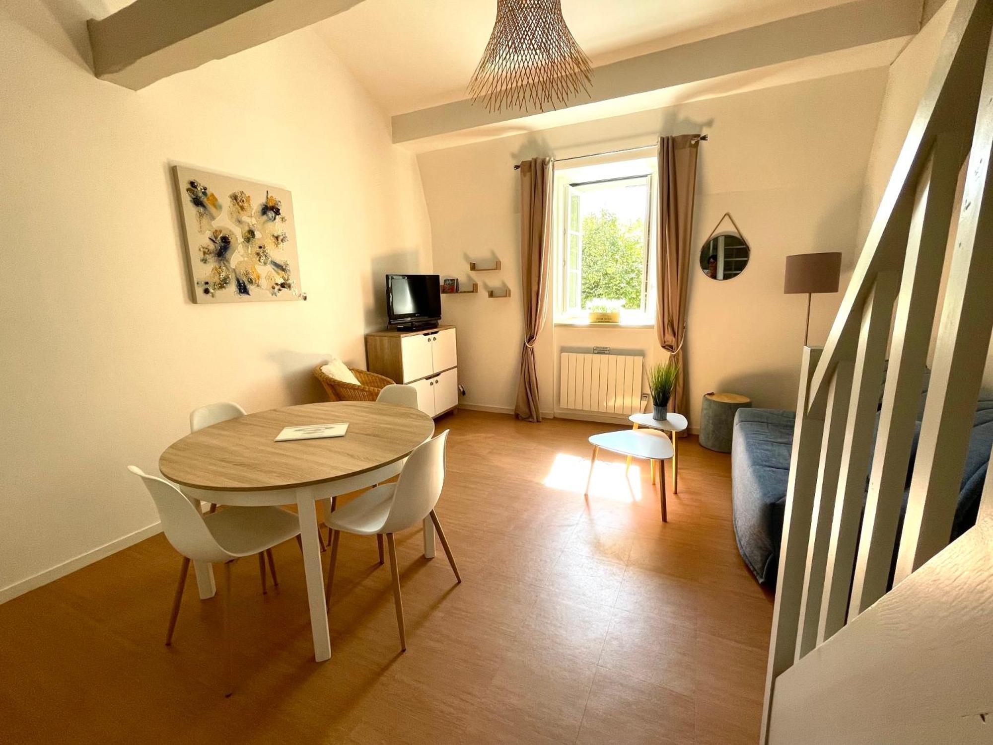 Proche Cure Thermale ,2 Couchages 160, Duplex 39M2 Rochefort  Exterior photo